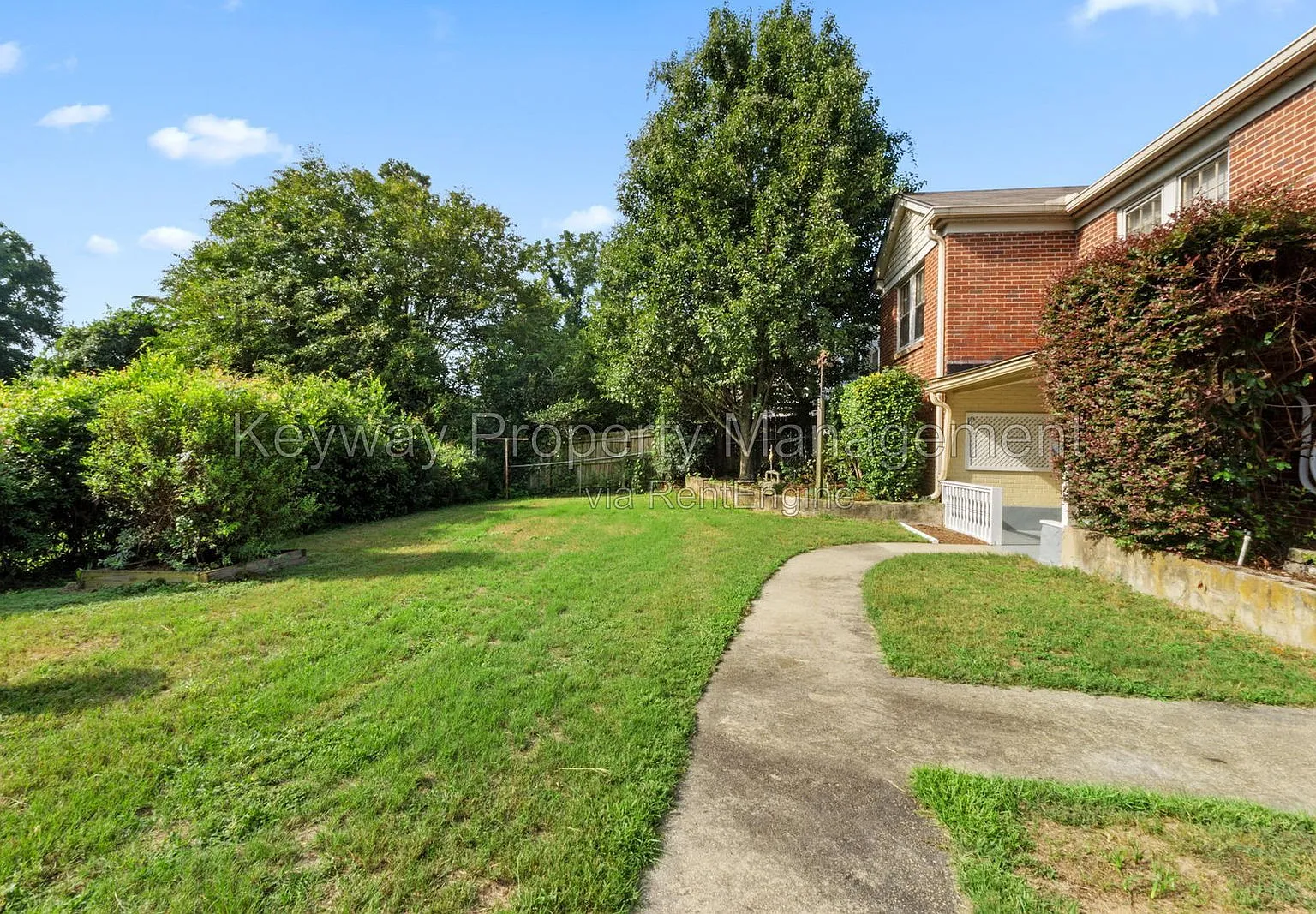 2 bed, 1.0 bath, 1000 sqft, $1,000 — Photo 4