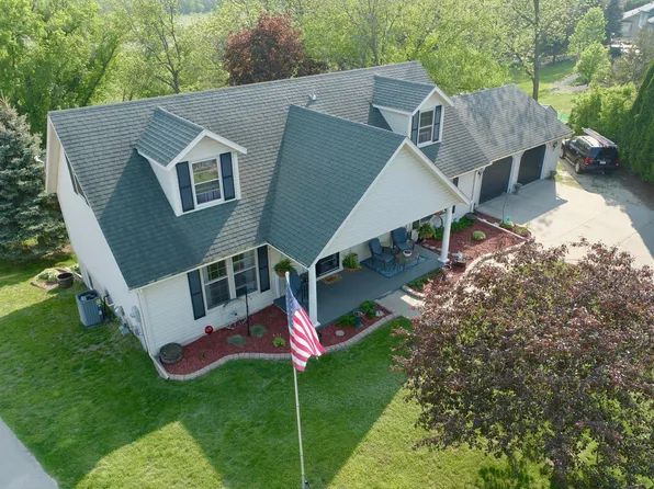 1024 W Iowa St, Lake City, MN 55041