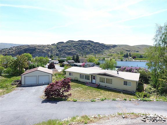 2nd image of 706 McAlvey Dr.