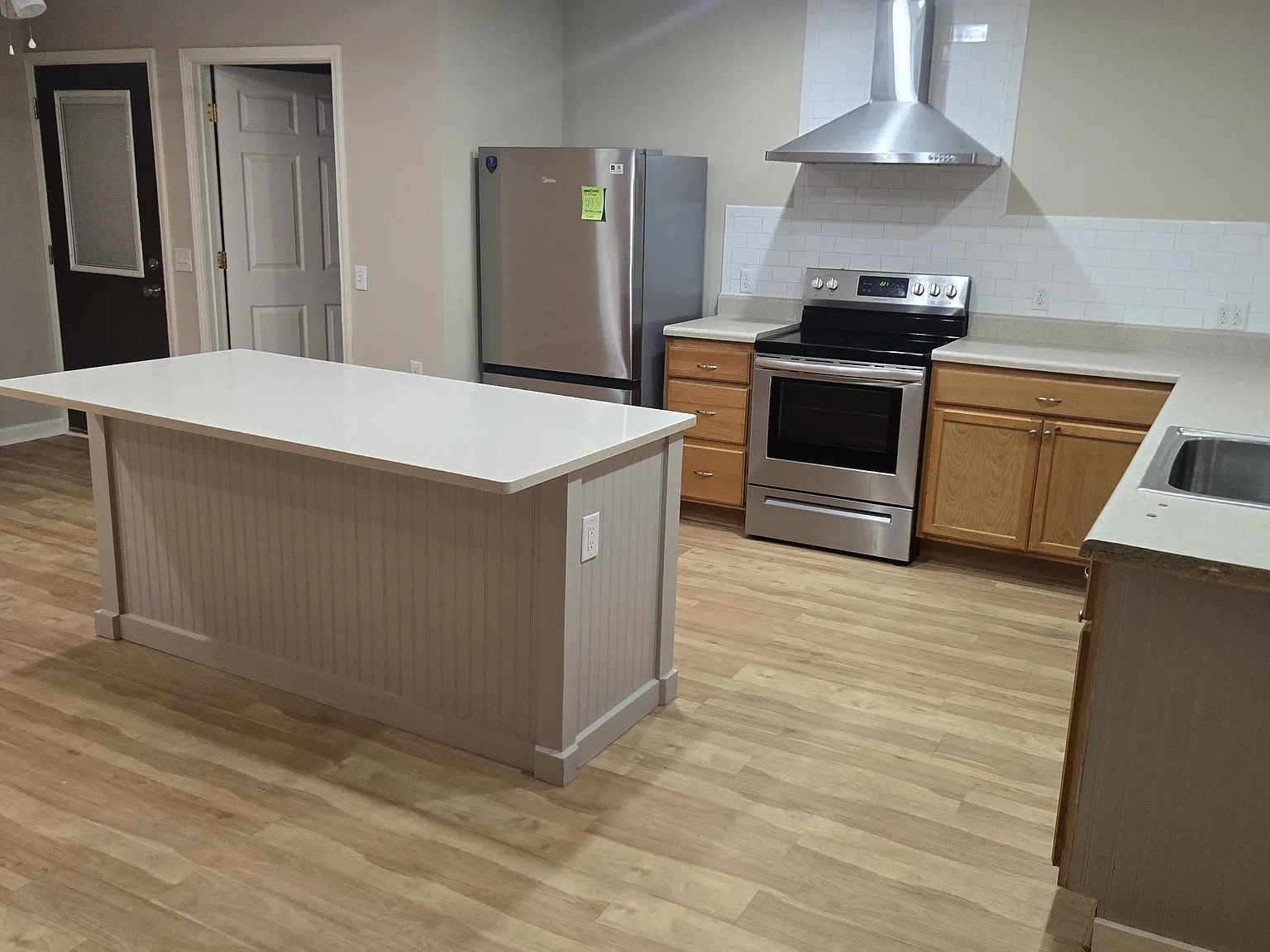 2 bed, 1148 sqft, $1,300 — Photo 1