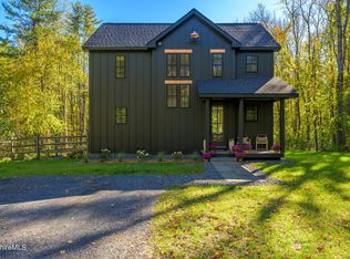 248 Water Farm Rd, Sheffield, MA 01257