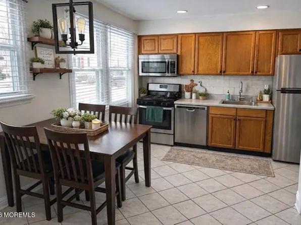 26 Belshaw Avenue, Eatontown, NJ 07724