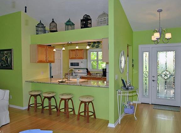 4th image of 743 Elinor Way