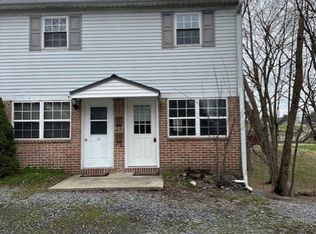 696 Walborn Ln #16, Millersburg, PA 17061