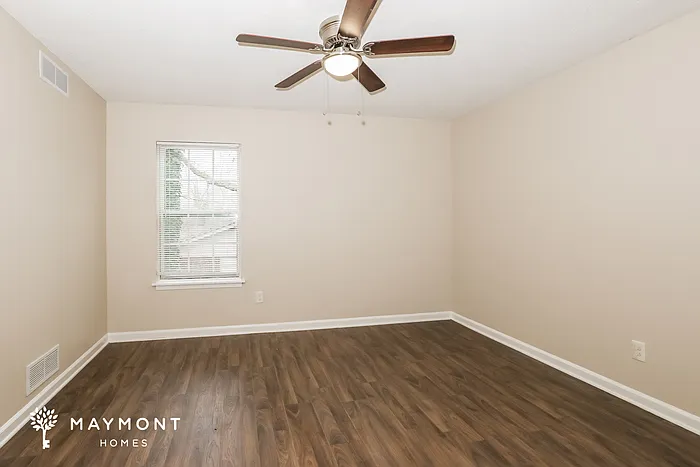 1684 Regency Pl — Photo 11