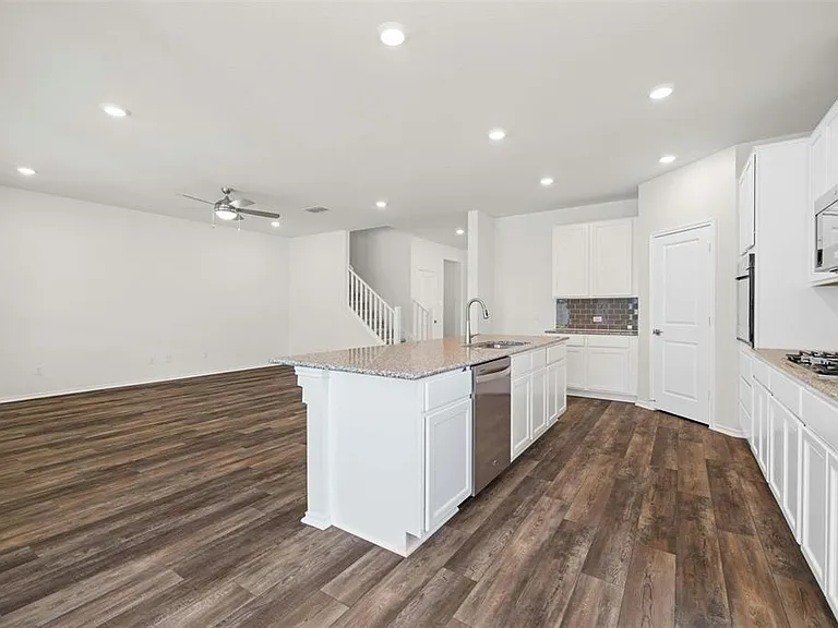 3643 Sorriso Ln — Photo 10