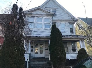 456-458 Wilmot Ave, Bridgeport, CT 06607
