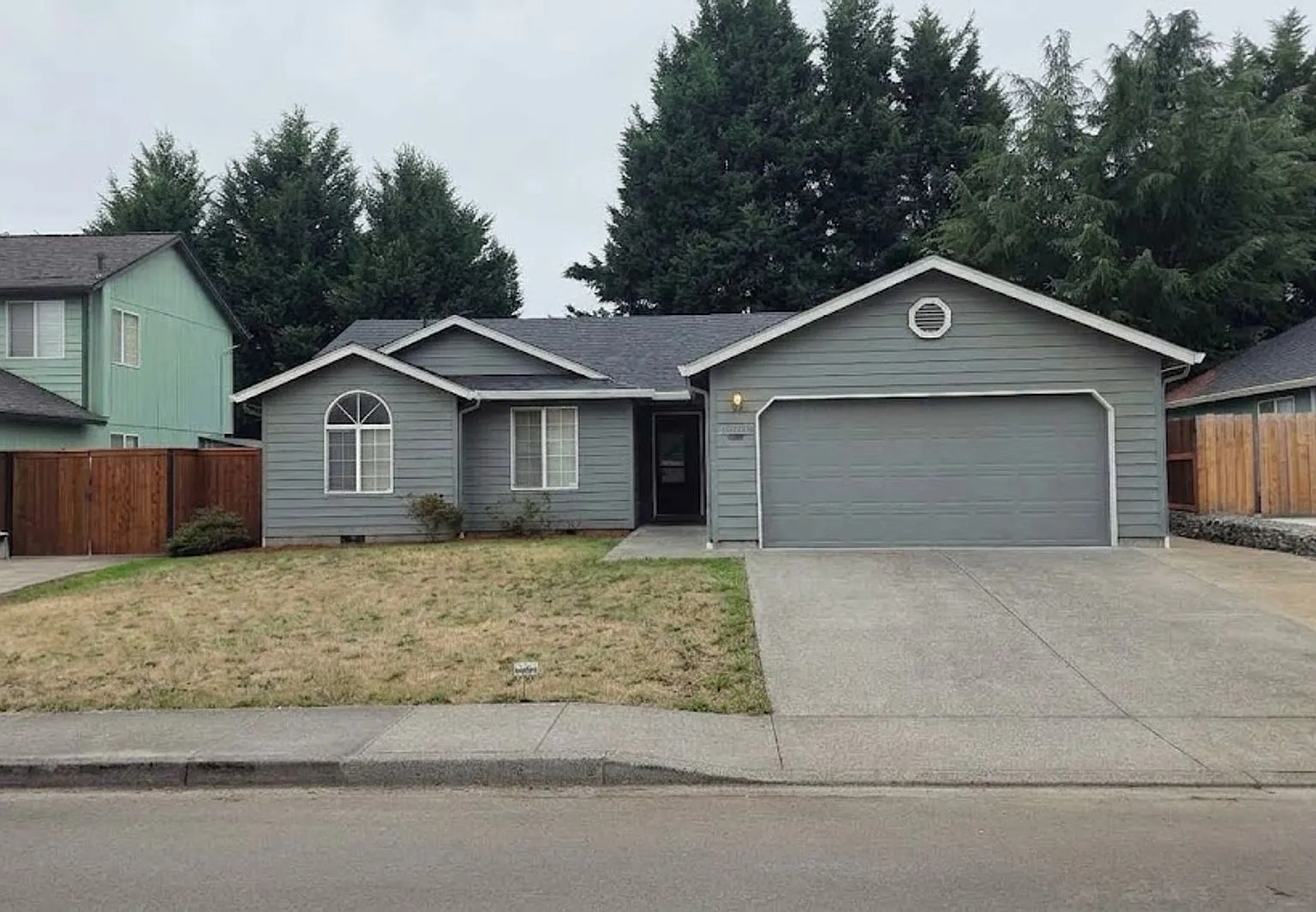 3 Bedroom home — Photo 1