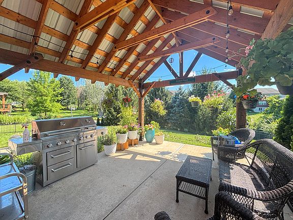 5th image of 2175 Lumberjack Dr