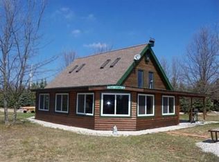 11610 N Amber Rd, Manistee, MI 49660