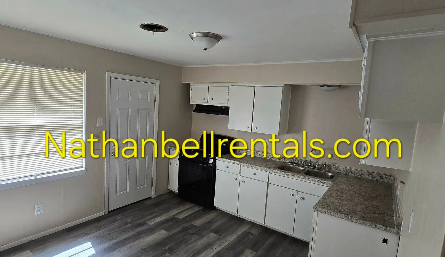2340 Beverly Dr. — Photo 4