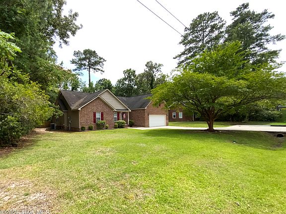 3rd image of 1005 Greenway Drive