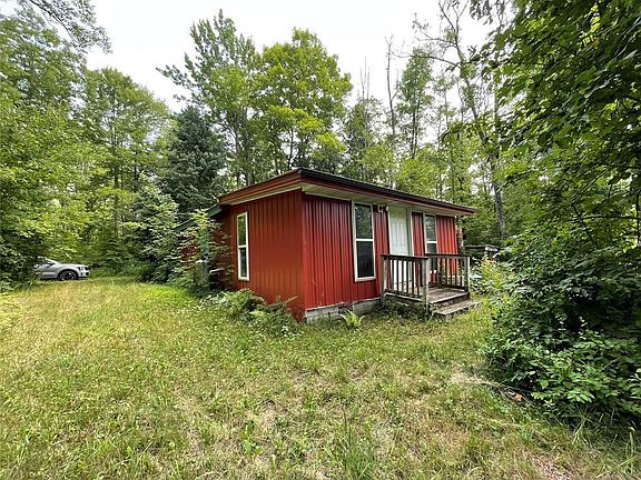 3rd image of 3379 Hanson Road