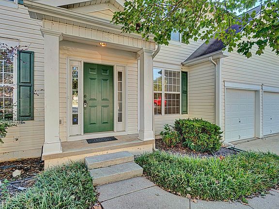 3rd image of 528 Collingsworth Ln