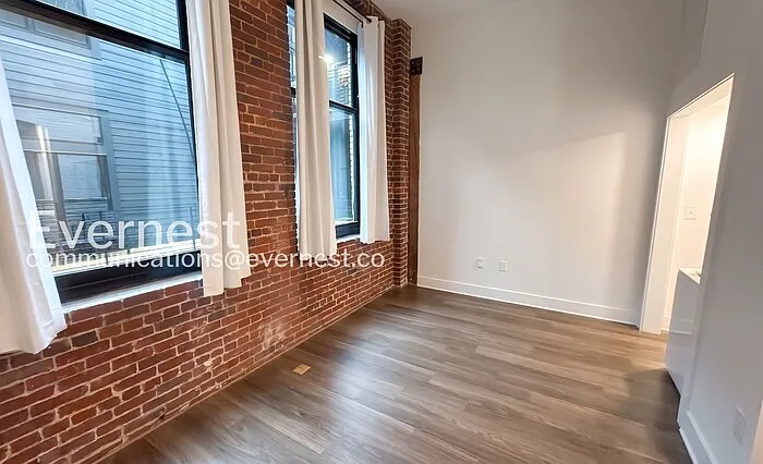 1329 4th Ave S #306 — Photo 6