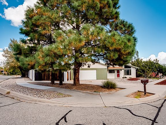 2nd image of 450 Connie Ave