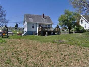 2nd image of 520 S Franklin St