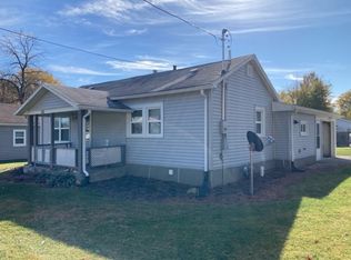 702 Lincoln St, Newton, IL 62448