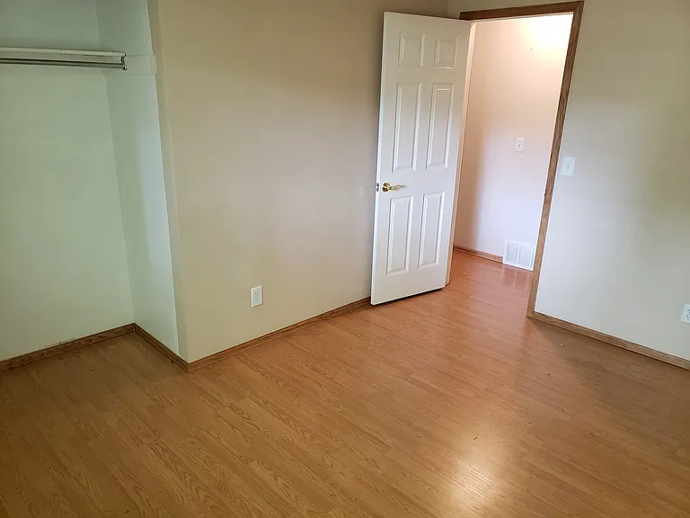 6221 W 110th Ave — Photo 13