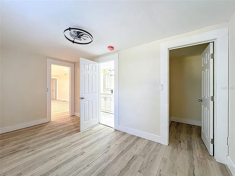 4513 W Gray St — Photo 18