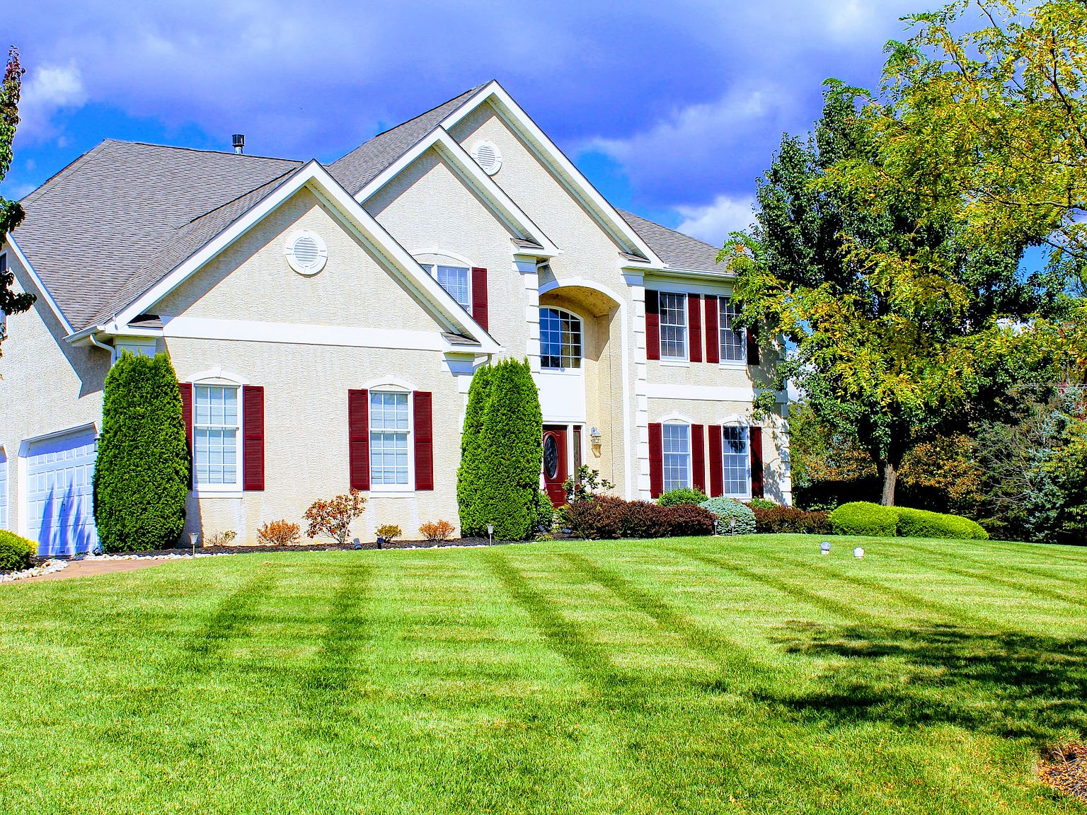 2000 Trowbridge Dr, Newtown, PA 18940 Zillow