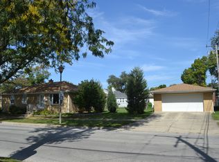 369 W Madison St, Elmhurst, IL