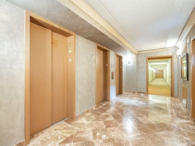 250 Gorge Rd #29E — Photo 41