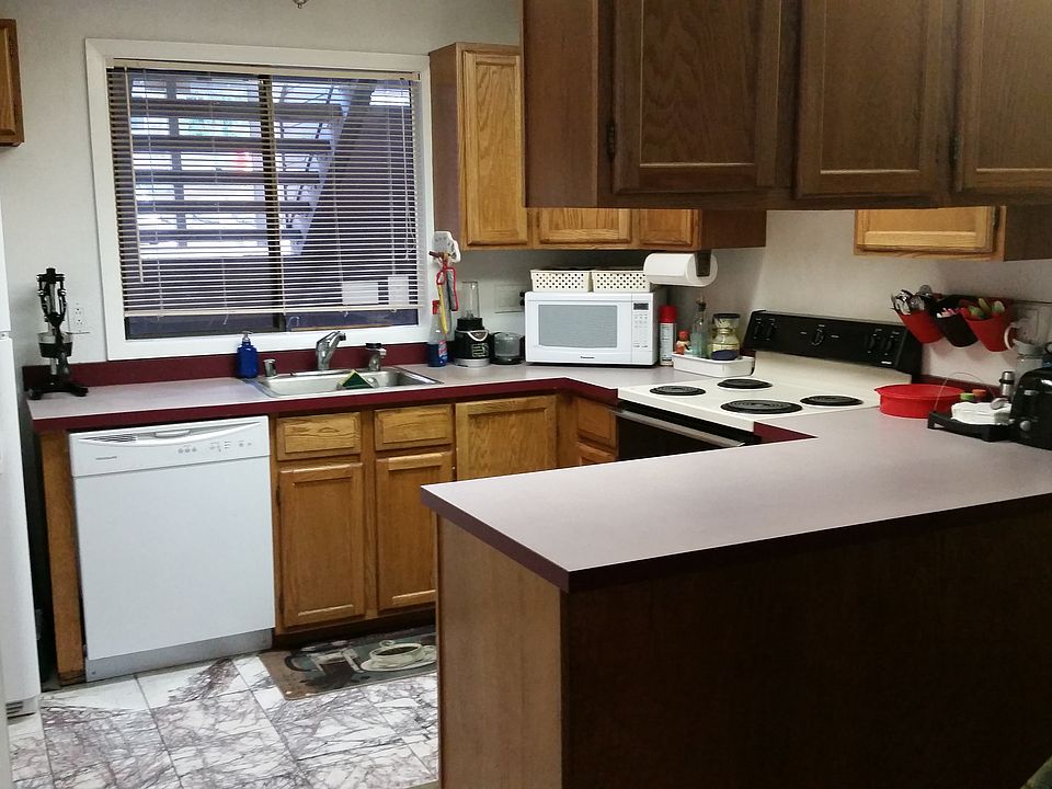 1st image of 13605 NE 8th St APT 102