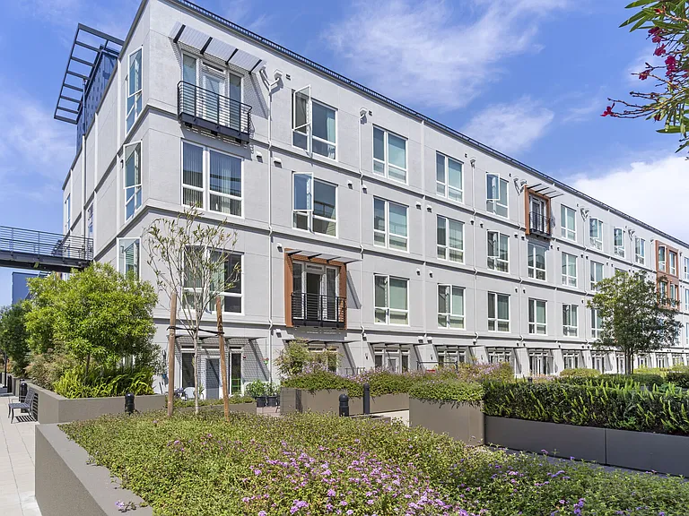 Domain Apartments — Photo 14
