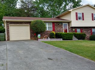 212 Hayter Dr, Morristown, TN 37813