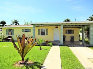 1560 NE 11th St, Homestead, FL 33033
