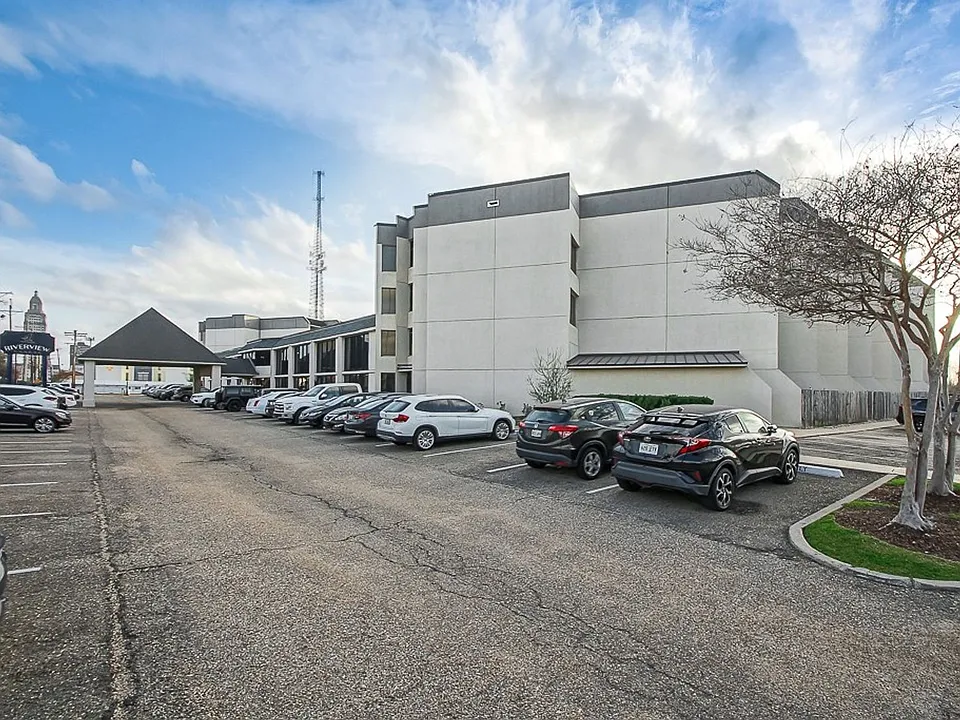 2045 N 3rd St #308