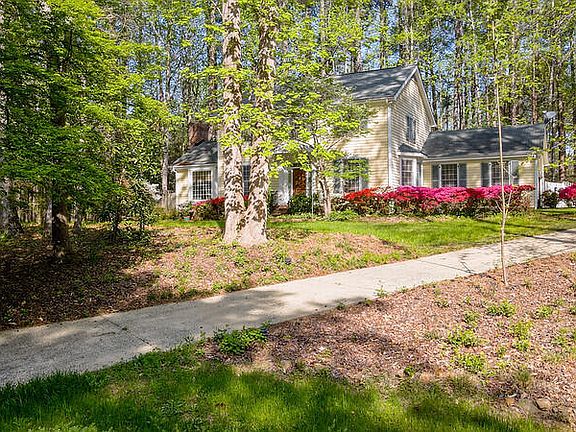 3rd image of 109 Mendel Dr