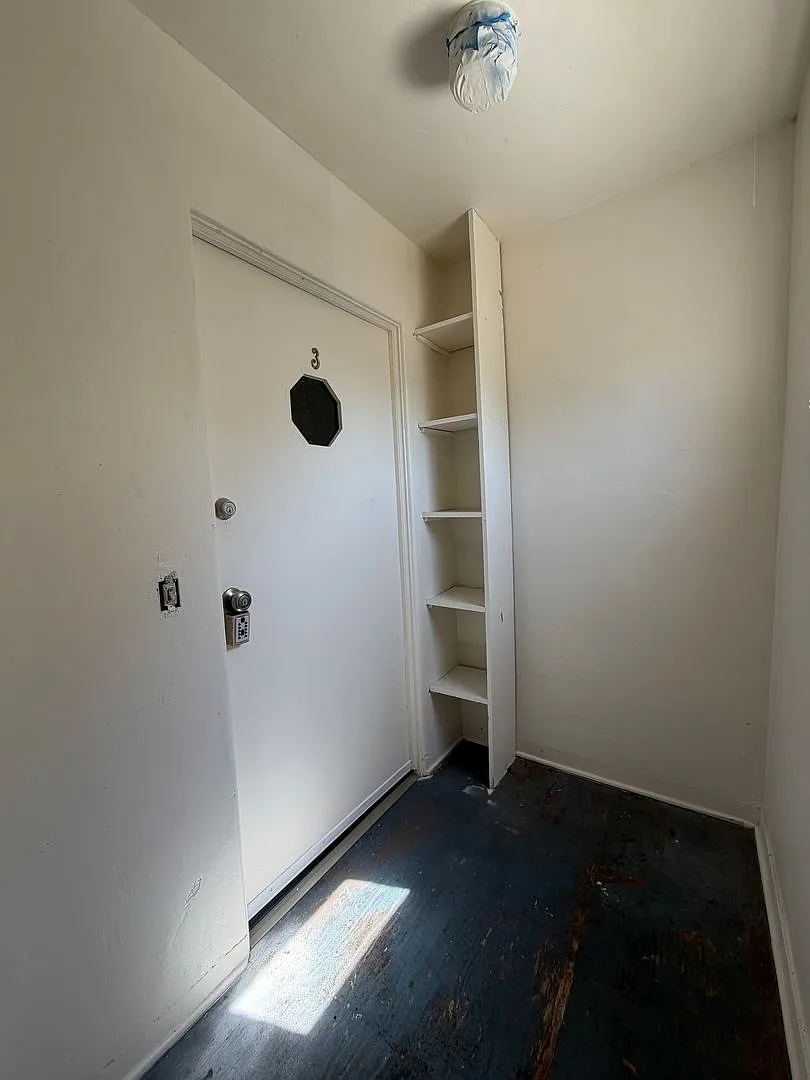 SIND226 — Photo 1