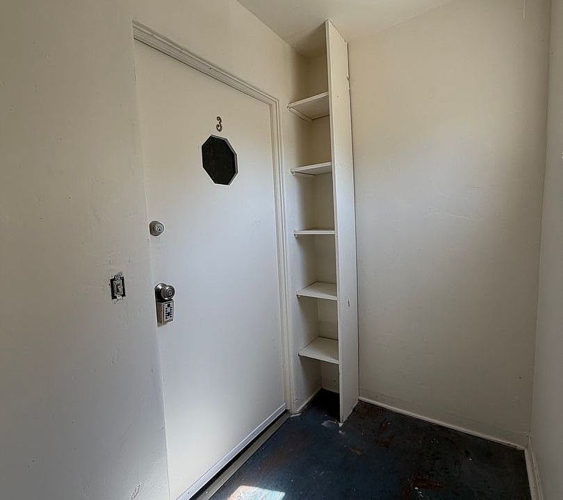 1st image of 226 N Main St #Sind226-3