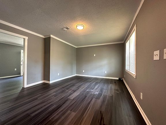 2nd image of 738 Saint Martins Dr