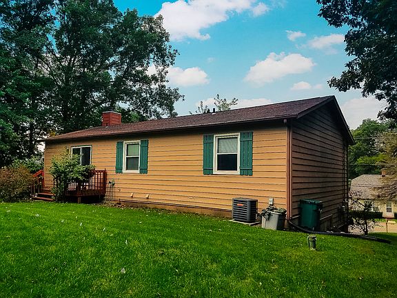 2nd image of 24800 W Highwoods Dr