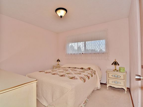 5th image of 4109 Westview Dr NE