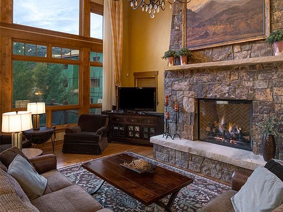 3rd image of 3286 Snowflake Cir