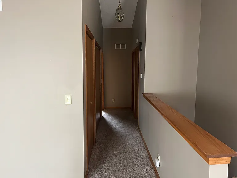 1815 Kennicott Ct — Photo 5