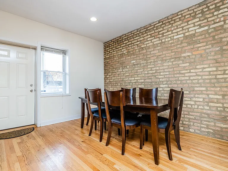 3750 N Wilton Ave #2 — Photo 7