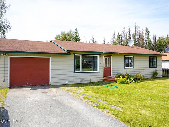 2nd image of 129 Parkwood Cir