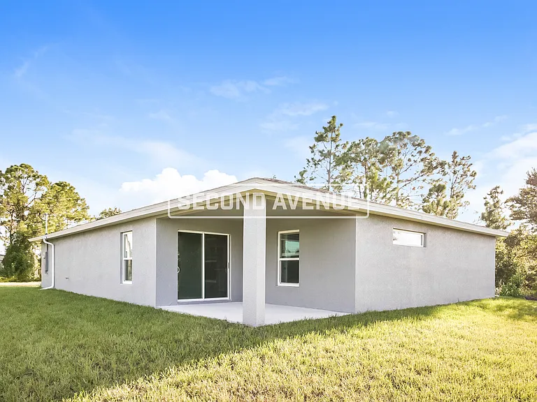437 Reading St — Photo 16
