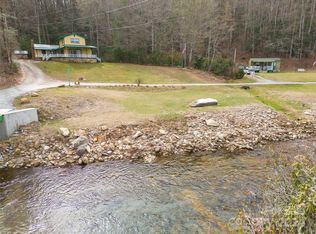 46 Peggy Ridge Rd, Balsam Grove, NC 28708