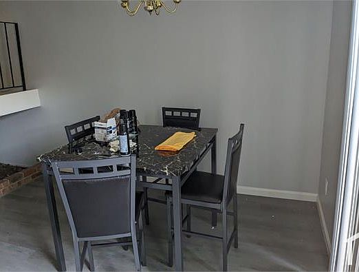 1st image of 4218 Savannah Ln