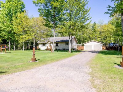 70 Feather Ridge Rd, Marquette, MI, 49855