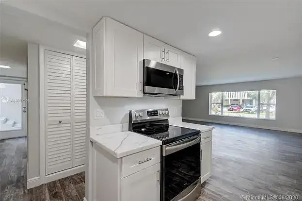 2505 Bay Dr — Photo 48