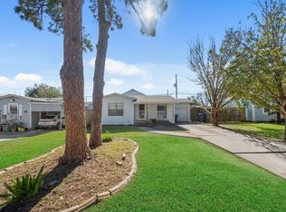 429 19th Ave N, Texas City, TX 77590