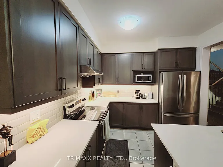63 Alexandra Dr — Photo 5
