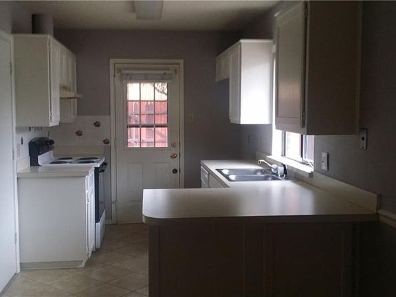 5th image of 6905 Sierra Dr